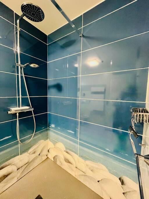 "Clavel 26" Joli T2 En Duplex A 3 Min Des Halles Sète Exterior foto